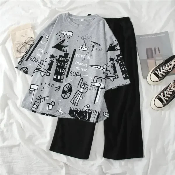 Women oversized Relax In Comfortable Printed T-Shirts and trouser for Girls - Image 2